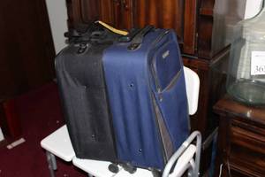 lot 367 image: Lot of (3) Luggage - (2) Wheeled Suitcases, (1) Leather Bag