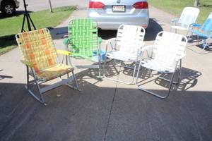lot 493 image: Lot of (4) AluminumWebbed Folding Lawn Chairs