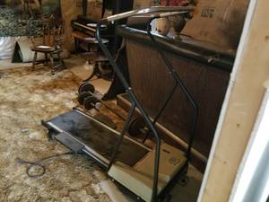 lot 1736 image: Vintage Ajay VS1000 Treadmill Exercise Machine