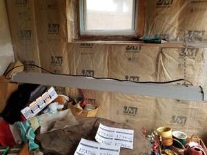 lot 1738 image: Lot of (4) Overhead Fluorescent Light Fixtures with (2) 25W Bulbs