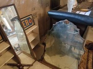 lot 1763 image: Lot of (2) Mirrors