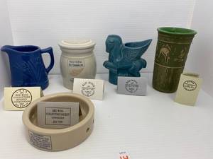 lot 14 image: Group Of Red Wing Items Collectors Society Convention Pieces Miniatures