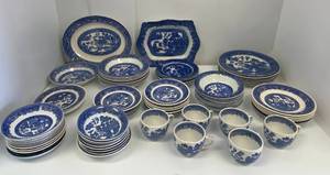 lot 28 image: Large Group Of Blue Willow Plates,Cups And More