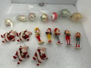 lot 40 image: Vintage Christmas Ornaments