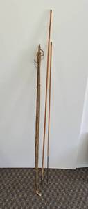 lot 76 image: Vintage Primitive Native Tribal Bow And Fishing Arrows