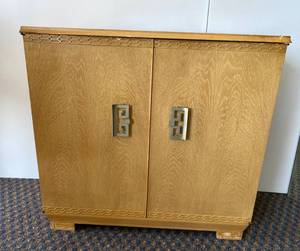 lot 94 image: Oriental Style Cedar Chest