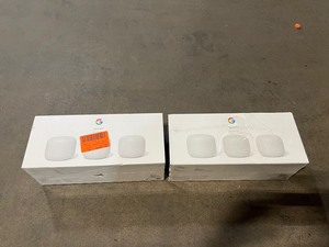 Lot of 2 Google Nest Wifi - Mesh Router AC2200 and 2 Points with Google Assistant - 3 Pack
