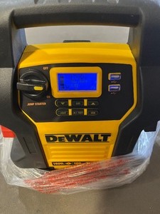DEWALT 1400 Peak Amp Portable Car Jump Starter with Digital Compressor