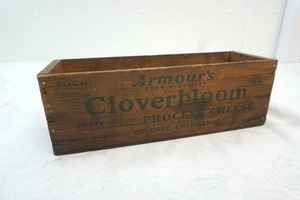 vintage Cloverbloom cheese box