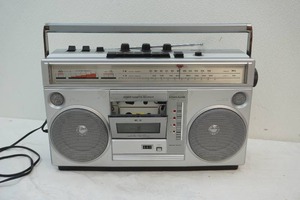Montgomery Wards stereo cassette player