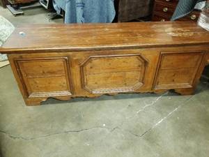 Dutch Blanket Chest