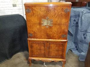 Bar Cabinet