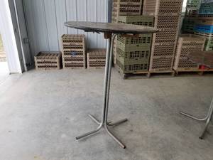 lot 191 image: Lot of (2) 30 Round Banquet Tables