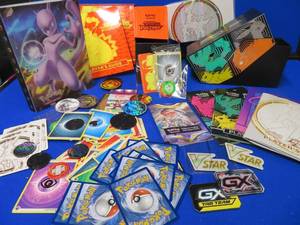 lot 66 image: MISC POKEMON LOT