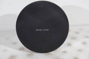 lot 82 image: HarmanKardon HK-0S4 Wireless Speaker