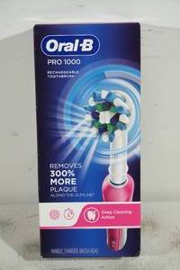 lot 91 image: NEW Oral-B Pro 1000 Rechargeable Toothbrush