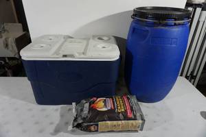 lot 108 image: Cooler, Charcoal, Barrel with Lid