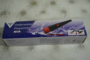 lot 35 image: NEW Supereye Underwater Pinpointer Metal Detector