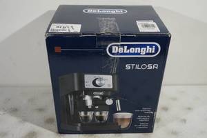 lot 157 image: Delonghi Stilosa Espresso Machine