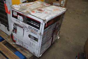 lot 185 image: I Power 5000 Watt Gas Generator