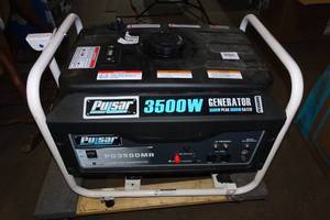 lot 15 image: Pulsar 3500W Gas Generator