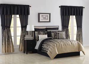 lot 38 image: Gilda 30 Piece Comforter Set - Gold - King