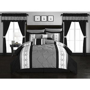 lot 129 image: Chic Home Icaria 20 Piece Comforter Set - Queen