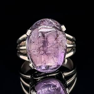 lot 99 image: Gorgeous Vintage Amethyst Oval Cabochon Solitaire Triple Split Ring