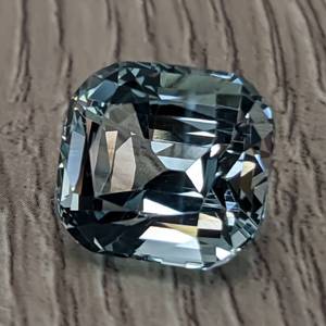 lot 4A image: Stunning 10.58 Carat Natural Aquamarine Gemstone $5500 Retail
