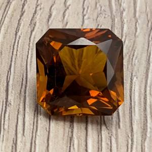 lot 40C image: 17.00 Carat Natural Madiera Citrine Gemstone $1500 Retail