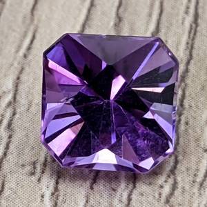 lot 60A image: Stunning  4.15 Carat Brilliant Brazilian Amethyst Gemstone