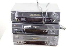(3) VHS Players