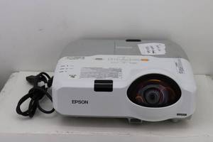 Epson PowerLite 425w Projector