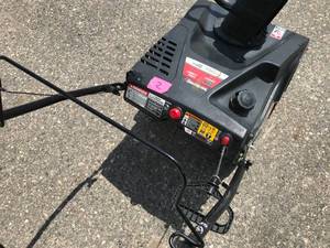 MTD YardMachine 21 Snowthrower