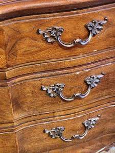 lot 45A image: Thomasville Nightstand