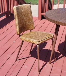 lot 10 image: Vintage Mid-Century Modern Dining Set