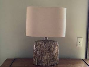 lot 406 image: Ceramic Marble Style Lamp