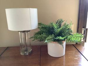 lot 414 image: GlassBrass Lamp & Artificial Fern