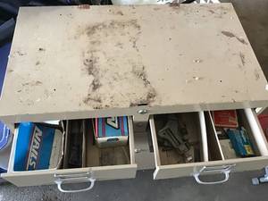 lot 563 image: Garage Cart