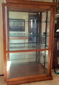 lot 488 image: Curio Cabinet