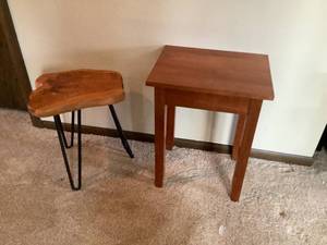 lot 493 image: 2 Wooden Side Tables