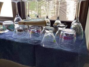 lot 502 image: Glassware Lot