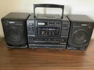 lot 524 image: Sony Boom Box