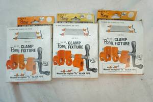 lot 15 image: Pony clamp fixtures