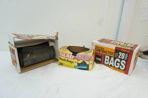 lot 16 image: contractor bags