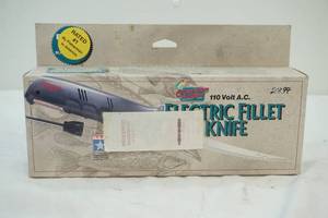 lot 27 image: American Angler electric fillet knife