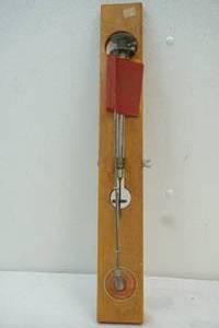 lot 40 image: Arctic Fisherman tip-up