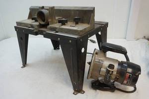 lot 67 image: Sears router with table