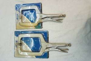 lot 81 image: Kreg right and left angle clamp