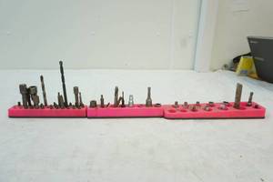 lot 92 image: drill bits and sockets